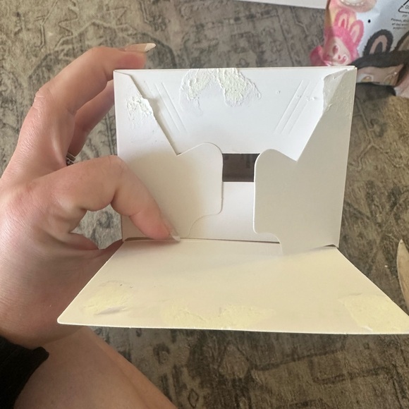 Popmart Big Into Energy LABUBU- Happiness - Picture 7 of 8